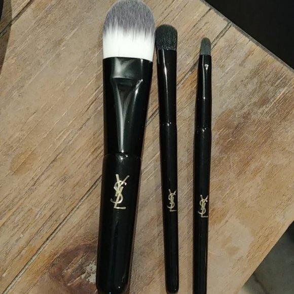NEW YSL Beaute VEGAN LEATHER MAKEUP Travel POUCH AND 3 BRUSHES - Picture 6 of 7